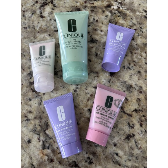 5 Clinique Beauty Products. Foaming, Cleanser, Scrub Cream,‎ Cleansing Mousse - Picture 1 of 7